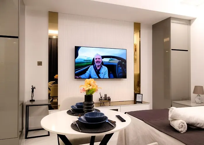 Panorama Comfort Nest * パラリムニ